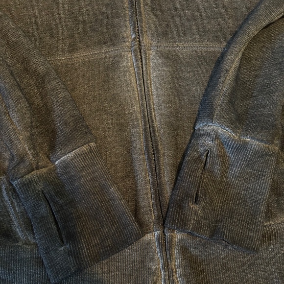 M SO Lightweight Grey Zip-Up Hoodie - Picture 4 of 5
